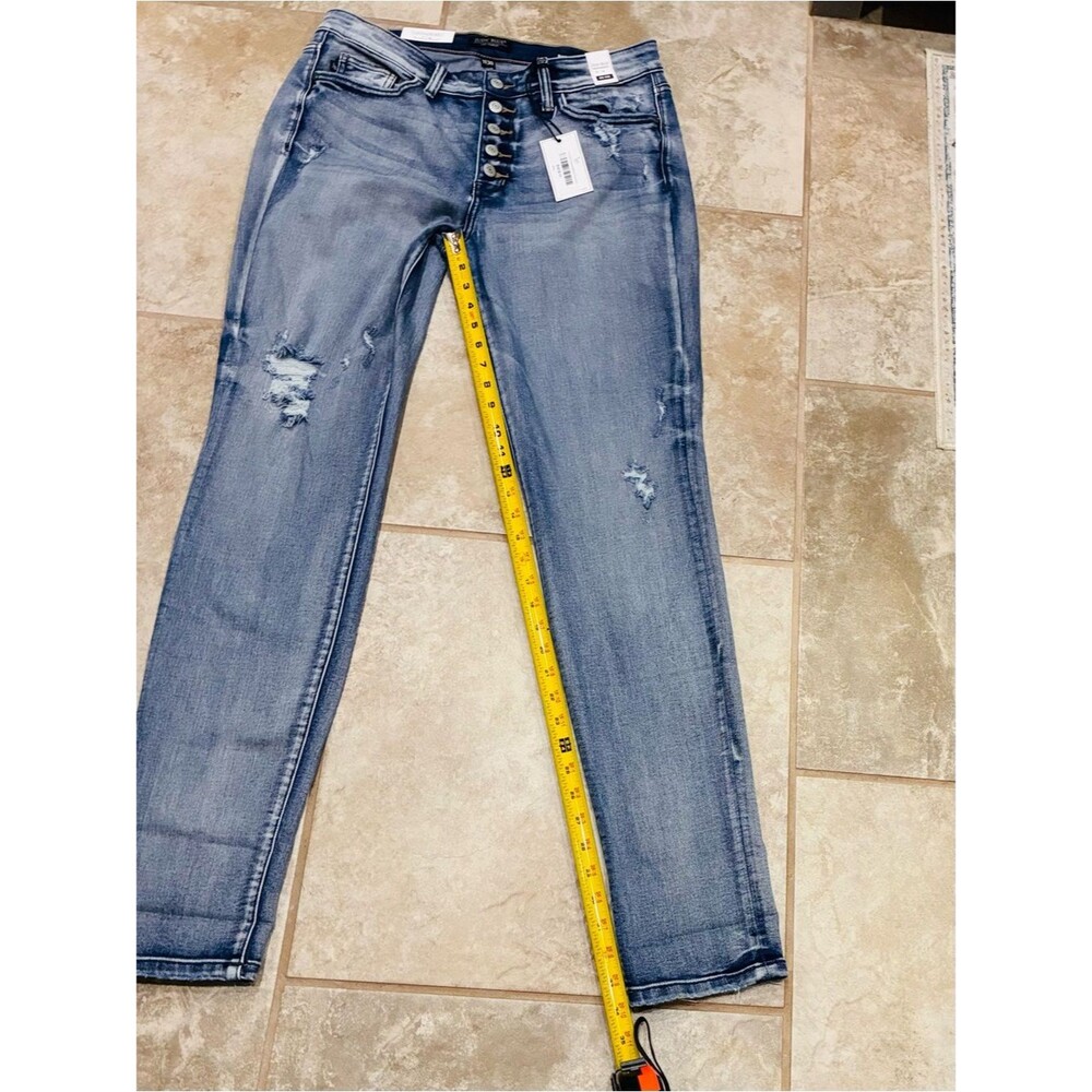 Judy Blue Mid Rise Boyfriend Fit Distressed Jeans Women’s 30x34 NWT - Picture 8 of 14